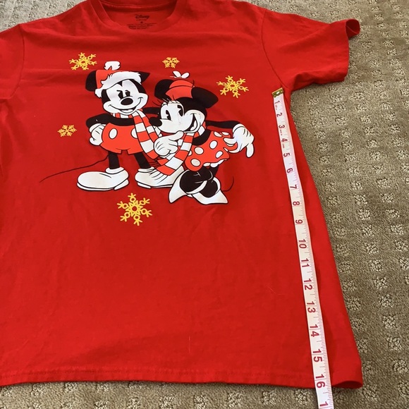 Disney Mickey and Minnie Christmas Graphic Tee Small - Picture 6 of 7